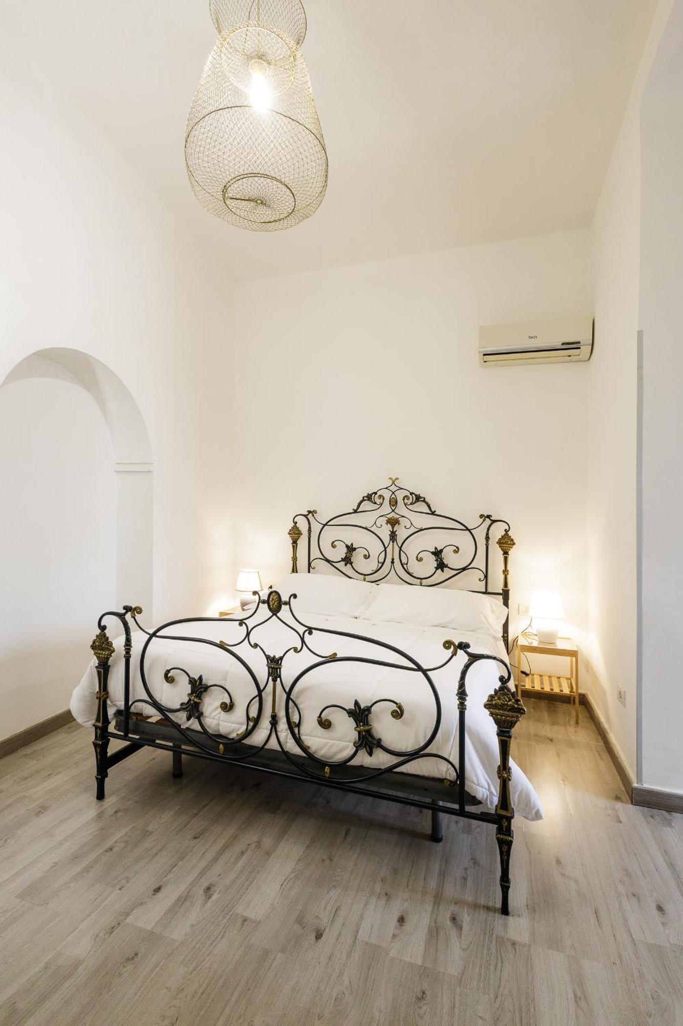 Civico13 Bed & Breakfast Naples Exterior photo